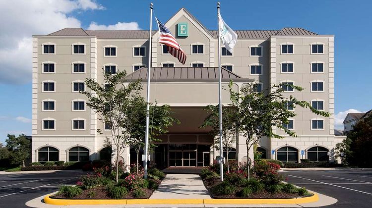 Embassy Suites by Hilton Dulles Airport Exterior