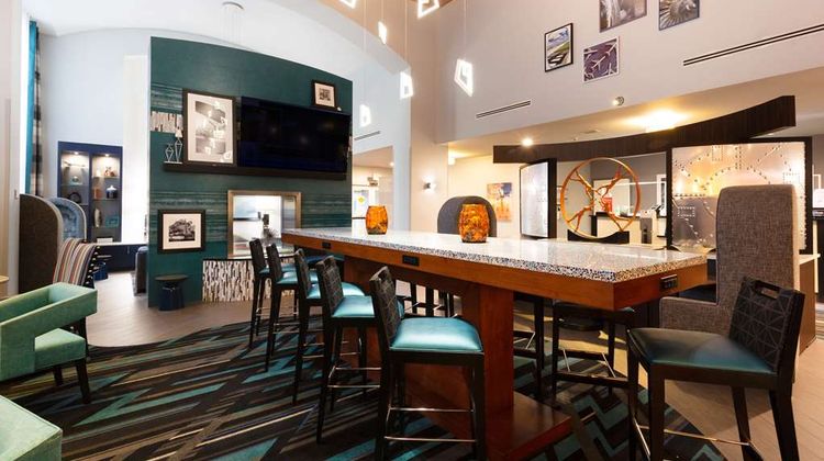 Hampton Inn & Suites Herndon-Reston Lobby