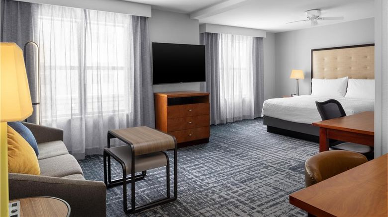 <b>Homewood Suites Dulles-North/Loudoun Room</b>. Images powered by <a href="https://iceportal.shijigroup.com/" title="IcePortal" target="_blank">IcePortal</a>.