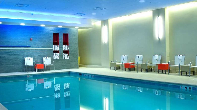 <b>Embassy Suites Olde Towne Pool</b>. Images powered by <a href="https://iceportal.shijigroup.com/" title="IcePortal" target="_blank">IcePortal</a>.
