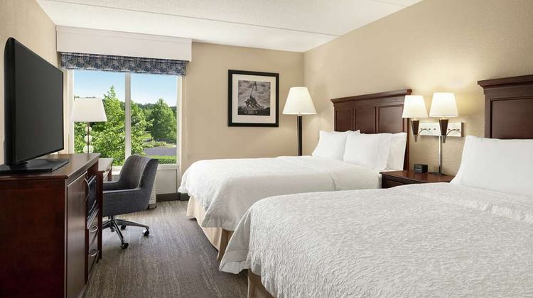 Hampton Inn Dulles/Cascades Room