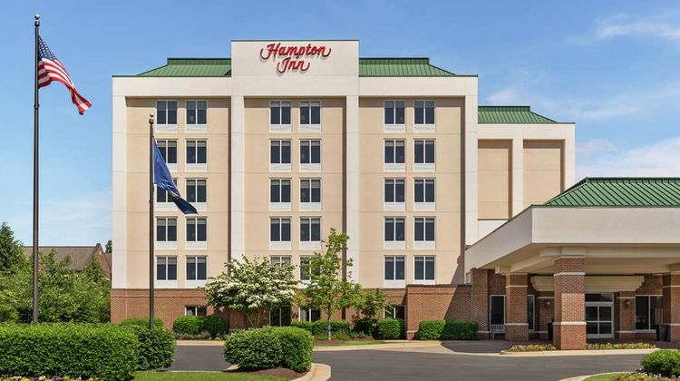 Hampton Inn Dulles/Cascades Exterior