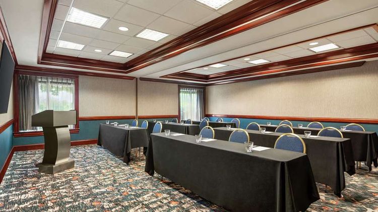 Hampton Inn Dulles/Cascades Meeting