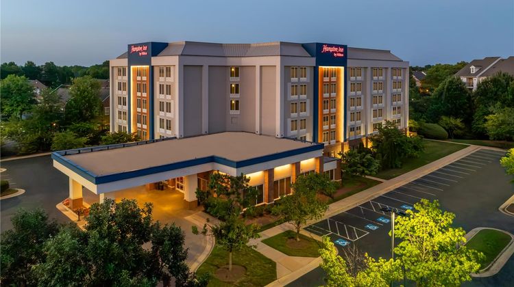 Hampton Inn Dulles/Cascades Exterior
