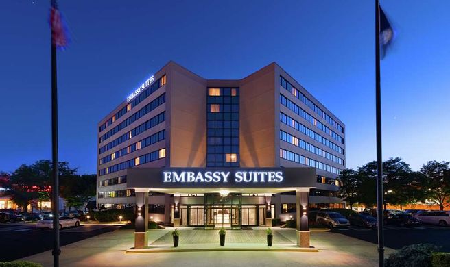 Embassy Suites Tysons Corner Exterior