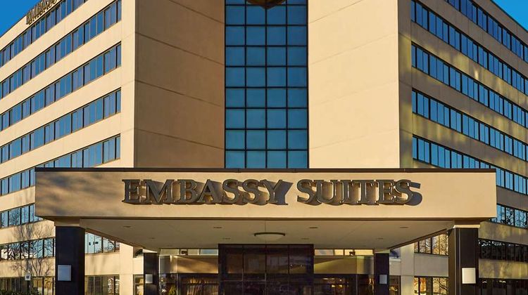 Embassy Suites Tysons Corner Exterior