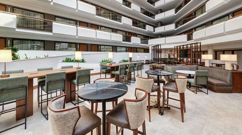 <b>Embassy Suites Tysons Corner Lobby</b>. Images powered by <a href="https://iceportal.shijigroup.com/" title="IcePortal" target="_blank">IcePortal</a>.