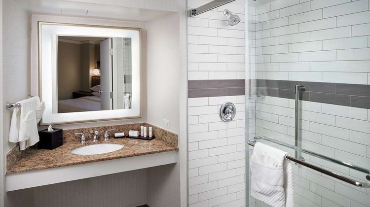 Embassy Suites Tysons Corner Room