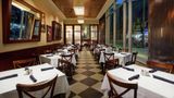 <b>Hilton Garden Inn Washington/Georgetown Restaurant</b>. Images powered by <a href="https://iceportal.shijigroup.com/" title="IcePortal" target="_blank">IcePortal</a>.