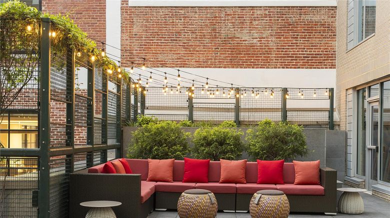 <b>Hilton Garden Inn Washington/Georgetown Exterior</b>. Images powered by <a href="https://iceportal.shijigroup.com/" title="IcePortal" target="_blank">IcePortal</a>.