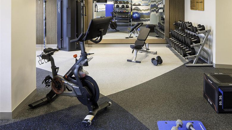 <b>Hilton Garden Inn Washington/Georgetown Health</b>. Images powered by <a href="https://iceportal.shijigroup.com/" title="IcePortal" target="_blank">IcePortal</a>.