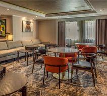 Hilton London Watford Lobby