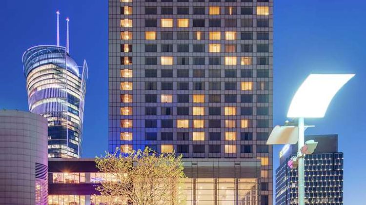 Hilton Warsaw City Exterior