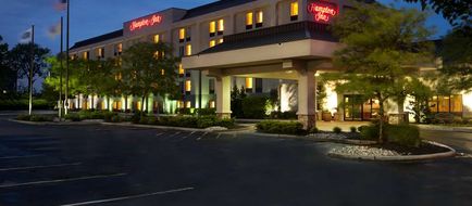Hampton Inn Woodbridge Exterior