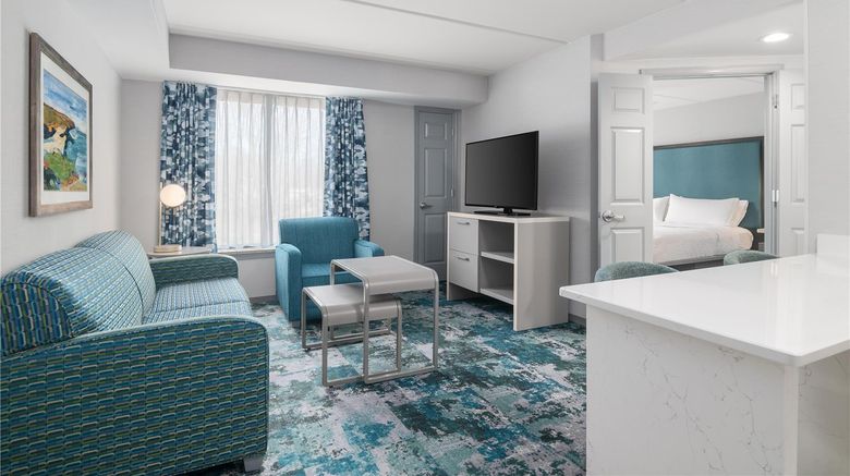 <b>Homewood Suites by Hilton Williamsburg Room</b>. Images powered by <a href="https://iceportal.shijigroup.com/" title="IcePortal" target="_blank">IcePortal</a>.