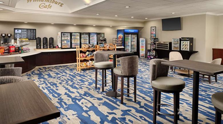 <b>DoubleTree by Hilton Hotel Williamsburg Restaurant</b>. Images powered by <a href="https://iceportal.shijigroup.com/" title="IcePortal" target="_blank">IcePortal</a>.