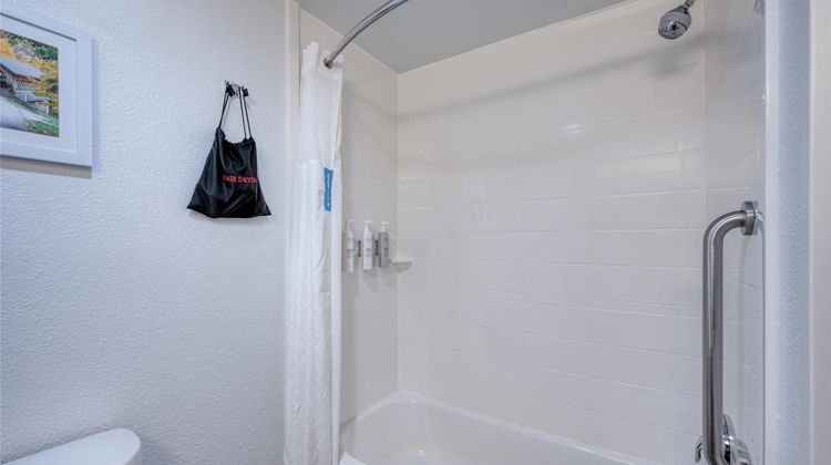 Hampton Inn Washington Court House Room