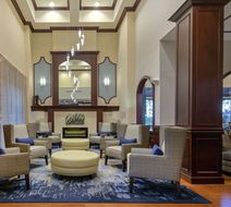 Hampton Inn & Suites Wellington Lobby