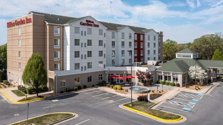 <b>Hilton Garden Inn Winchester Exterior</b>. Images powered by <a href="https://iceportal.shijigroup.com/" title="IcePortal" target="_blank">IcePortal</a>.