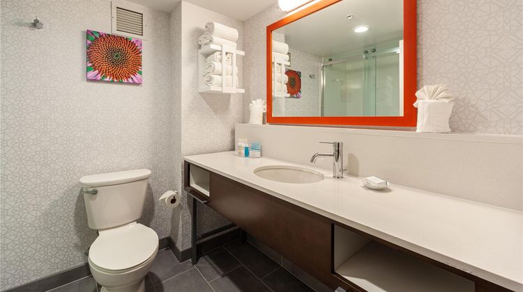 Hampton Inn Winchester-North Room