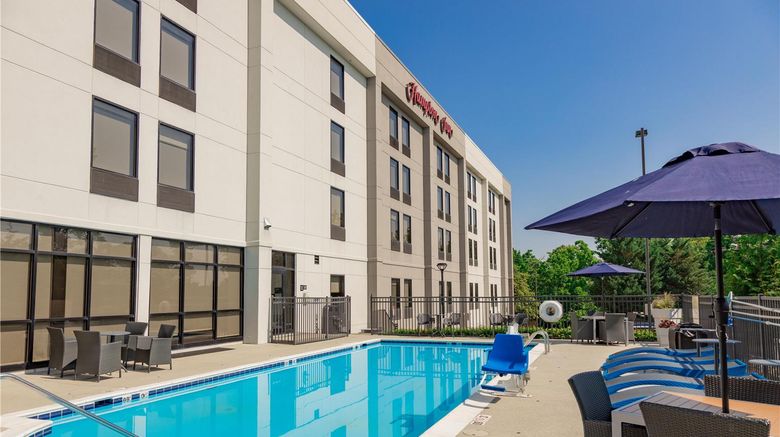 <b>Hampton Inn Winchester-North Pool</b>. Images powered by <a href="https://iceportal.shijigroup.com/" title="IcePortal" target="_blank">IcePortal</a>.