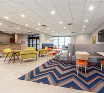 Hampton Inn Winchester-North Lobby