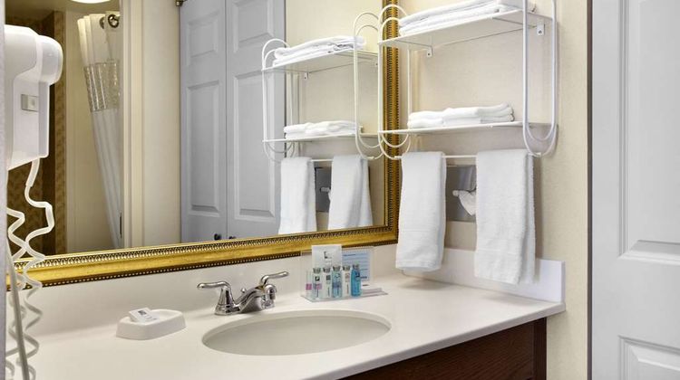 Hampton Inn & Suites Room