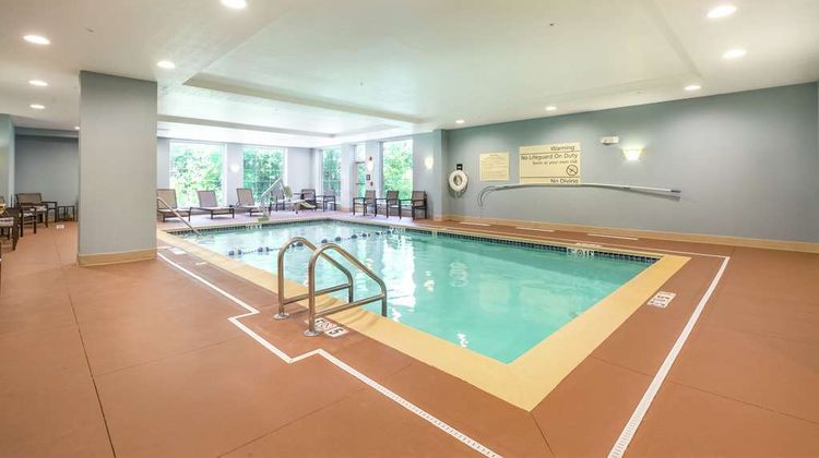 Hampton Inn Waterville Pool