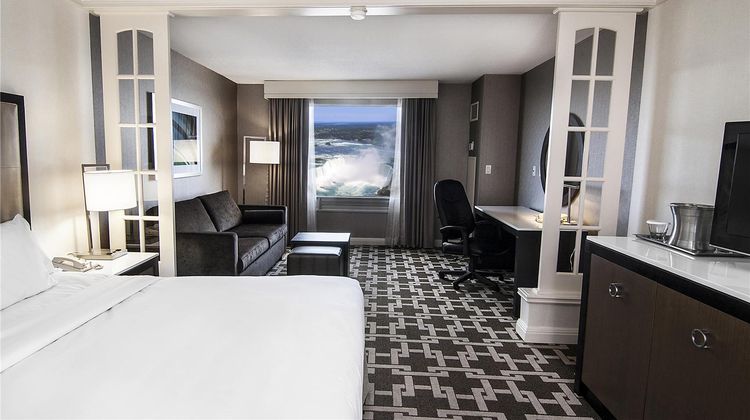 Hilton Niagara Falls Fallsview Room