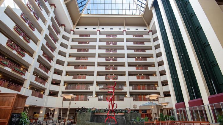 Embassy Suites Northwest Arkansas Lobby