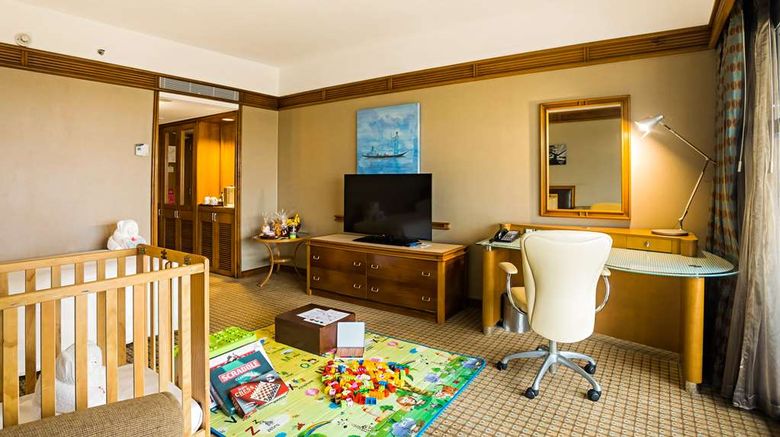 <b>Hilton Yaounde Room</b>. Images powered by <a href="https://iceportal.shijigroup.com/" title="IcePortal" target="_blank">IcePortal</a>.