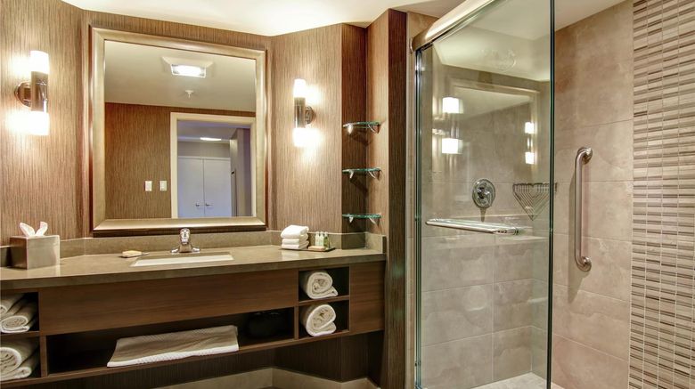 <b>Doubletree by Hilton West Edmonton Room</b>. Images powered by <a href="https://iceportal.shijigroup.com/" title="IcePortal" target="_blank">IcePortal</a>.