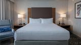 <b>Doubletree by Hilton West Edmonton Room</b>. Images powered by <a href="https://iceportal.shijigroup.com/" title="IcePortal" target="_blank">IcePortal</a>.