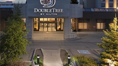 Doubletree by Hilton West Edmonton