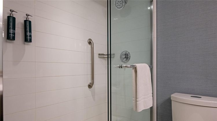 Doubletree by Hilton West Edmonton Room