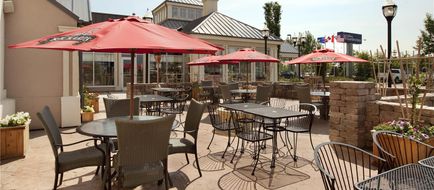 Hilton Garden Inn West Edmonton Exterior