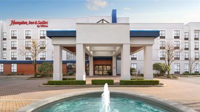 Hampton Inn & Suites Surrey