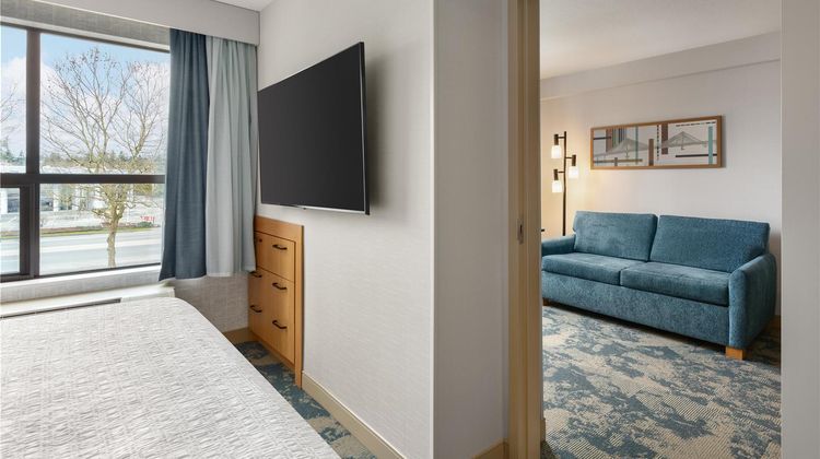 Hampton Inn & Suites Surrey Room