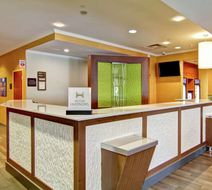 Hilton Garden Inn Ottawa Airport Lobby