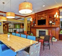Hilton Garden Inn Ottawa Airport Lobby