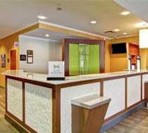 Hilton Garden Inn Ottawa Airport Lobby