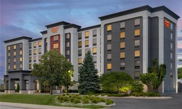 Hampton Inn & Suites Windsor