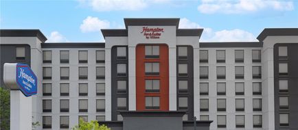 Hampton Inn & Suites Windsor Exterior