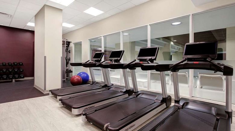<b>DoubleTree by Hilton Toronto Downtown Health</b>. Images powered by <a href="https://iceportal.shijigroup.com/" title="IcePortal" target="_blank">IcePortal</a>.