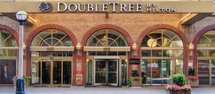 DoubleTree by Hilton Toronto Downtown Exterior