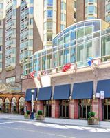 DoubleTree by Hilton Toronto Downtown