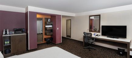 Hilton Garden Inn Montreal Centre-ville Room