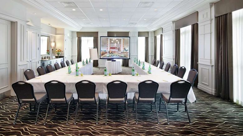 <b>Hilton Garden Inn Montreal Airport Meeting</b>. Images powered by <a href="https://iceportal.shijigroup.com/" title="IcePortal" target="_blank">IcePortal</a>.
