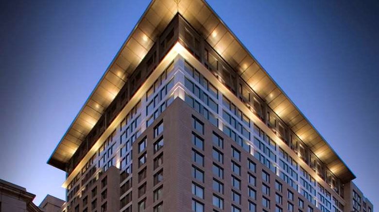 <b>Embassy Suites Montreal by Hilton Exterior</b>. Images powered by <a href="https://iceportal.shijigroup.com/" title="IcePortal" target="_blank">IcePortal</a>.