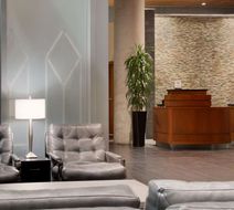 Embassy Suites Montreal by Hilton Lobby